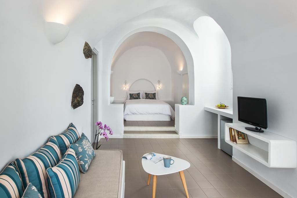 Irini - Adults Only 4* Fira (Santorini)